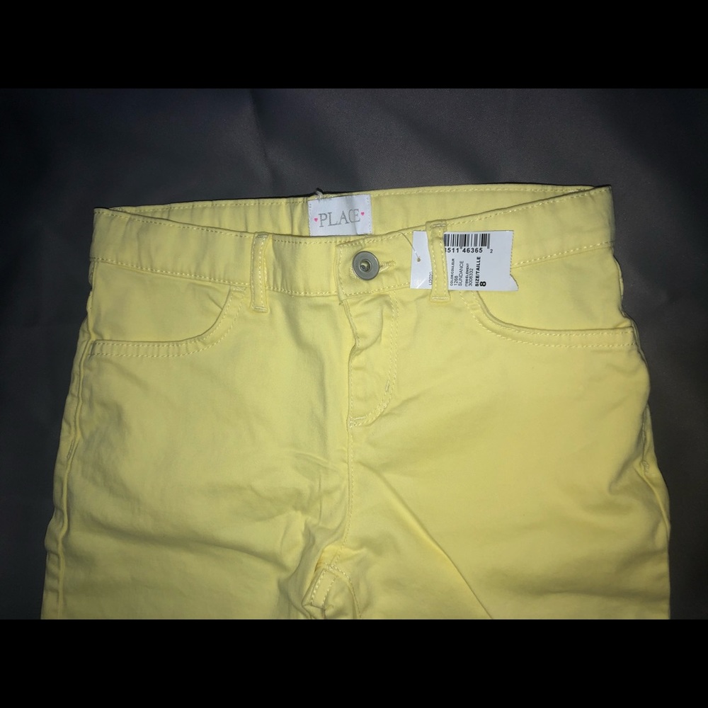 Shorts - Picture 3 of 3